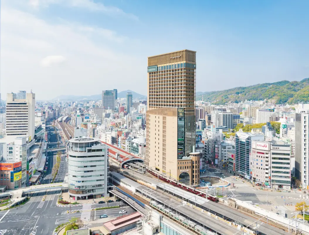 レムプラス神戸三宮_外観（昼）